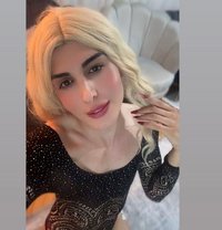 Lena - Transsexual escort in İstanbul