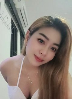 Leni - escort in Bali Photo 2 of 4