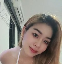 Leni - escort in Bali