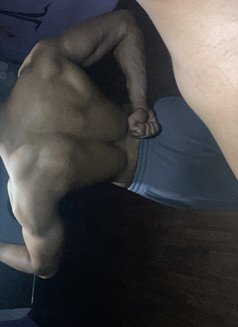 Lenix - Male escort in Mumbai Photo 6 of 7