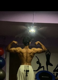 Lenix - Male escort in Mumbai Photo 7 of 7