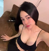 Lenlee - escort in Muscat