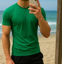 Leo - Acompañantes masculino in Colombo