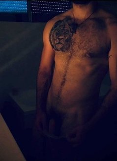 Leo - Male escort in Central Coast Photo 3 of 3