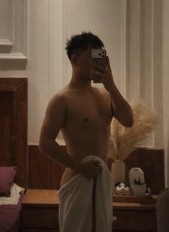Leo 🇵🇭 - Male escort in New Delhi Photo 16 of 16