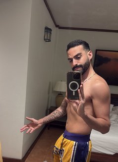 Leo - Male escort in Bangkok Photo 9 of 9
