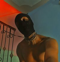 Leo - Male escort agency in Nairobi