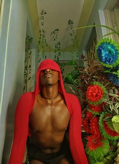 Leo - Male escort agency in Nairobi Photo 7 of 7