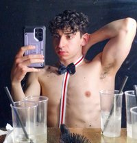 Leo Gold Xxl - Male escort in Vienna