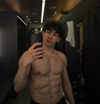 Leo Gold Xxl - Male escort in Vienna