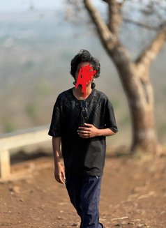 Leo - Male escort in Bangalore Photo 1 of 2