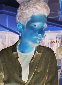 Leo - Male escort in Bangalore Photo 2 of 2