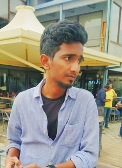 Leo - Male escort in Bangalore Photo 4 of 4