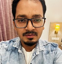 Leo - Male escort in Mumbai