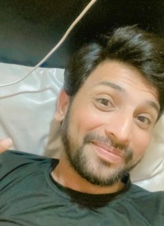 Leo - masseur in Mumbai Photo 1 of 1