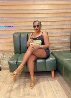 Leo Presido - puta in Accra Photo 3 of 5