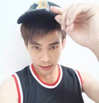 Leo spa - masseur in Muscat