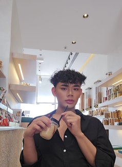 Leo - Acompañantes transexual in Abu Dhabi Photo 5 of 5