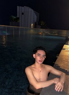 Leo - Transsexual escort in Bangkok Photo 6 of 6