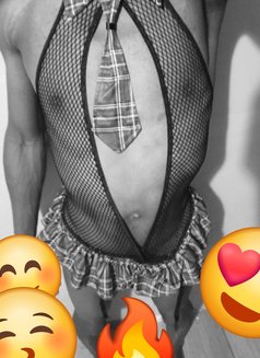 Leo - Acompañantes masculino in Port of Spain Photo 5 of 6