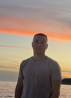 Leo - Acompañantes masculino in Berlin Photo 4 of 5