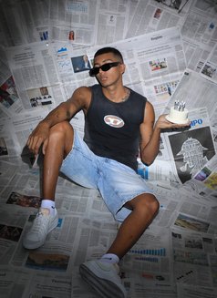 Leocasbo - Acompañantes masculino in Dubai Photo 7 of 10
