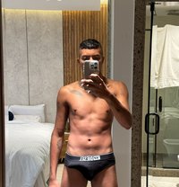 Leocasbo - Male escort in Dubai Photo 7 of 12