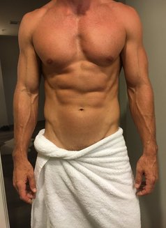 Leoman - Male escort in New Delhi Photo 4 of 5