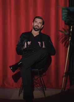 Leonardo - Male escort in Thessaloniki Photo 5 of 10