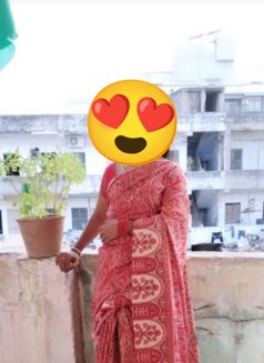 Bhabhi Ji ahmedabad only hotel booking - escort in Ahmedabad Photo 1 of 2