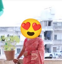 Bhabhi Ji ahmedabad only hotel booking - escort in Ahmedabad