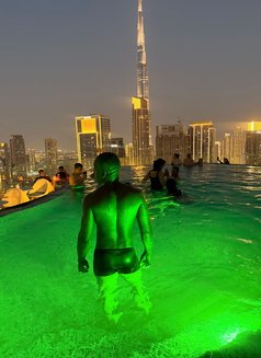 Leoo for men/ woman and couples - Acompañantes masculino in Dubai Photo 16 of 18