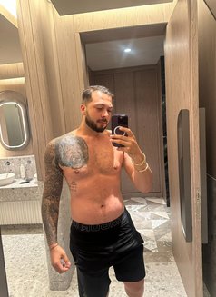 Leopar Aras Etkinliği - Male escort in İstanbul Photo 9 of 9