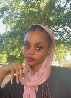 Leoqueen - escort in Bangkok Photo 4 of 6