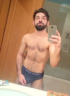 Lepritie Hung New in Lisbon - Acompañantes masculino in Lisbon Photo 6 of 10
