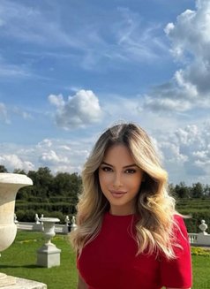 Lera - escort in Bangkok Photo 5 of 5
