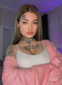 Lera - puta in Phuket Photo 19 of 26