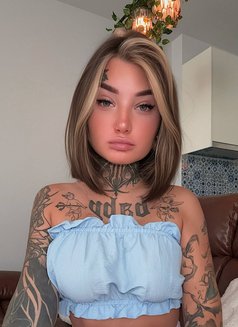 Lera - escort in Phuket Photo 16 of 19