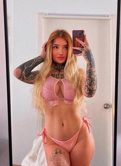 Lera - escort in Phuket Photo 1 of 10