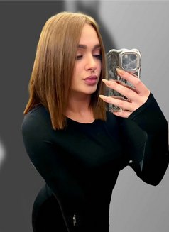 Lera 🫦your BEST GFE - escort in Dubai Photo 1 of 7