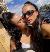 Lesbian Duo - escort in Berlin