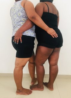 Lesbian - puta in Colombo Photo 2 of 6