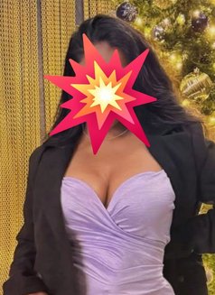 DILEKA-SACHINI & VANDANA LESGALS - escort in Colombo Photo 24 of 25