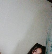 Lesley - Transsexual escort in Manila