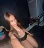 Lesley camshow , meet up and content 3 - Transsexual escort in Manila Photo 2 of 6