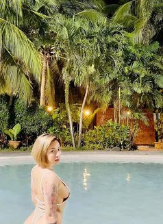 Leslie - escort in Kuala Lumpur Photo 6 of 8