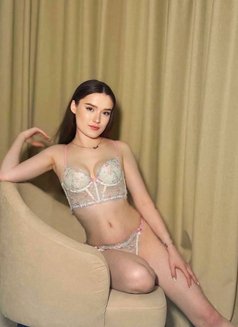 Lesly - puta in Batumi Photo 2 of 6