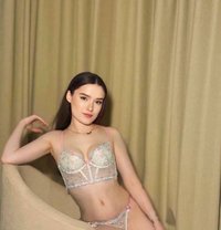 Lesly - puta in Batumi