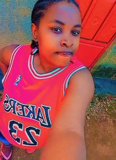 Lesly - escort in Chennai Photo 2 of 3