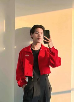 Lester - Male escort in Bangkok Photo 5 of 6